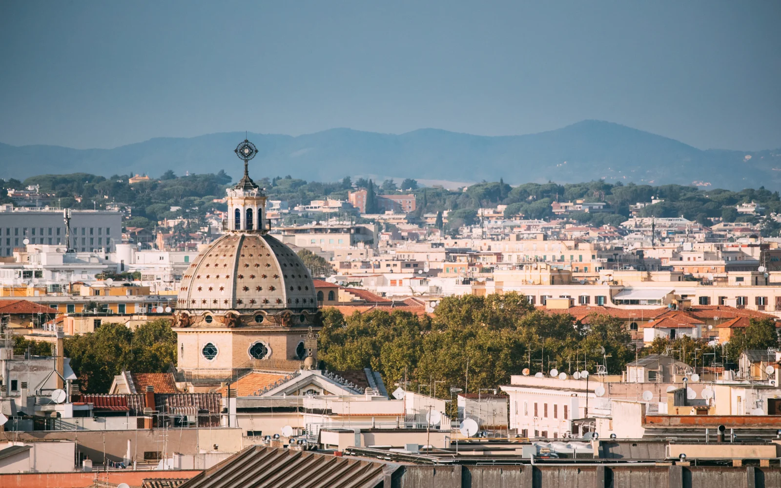 Understanding parental leave laws in Italy: rules and employer duties